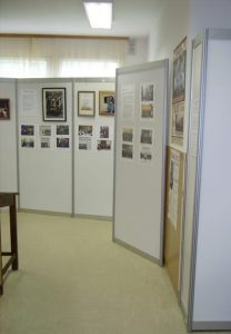DIGITAL CAMERA
