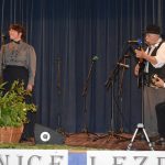 Plesalca in pevca folklorne skupine KPD Stoperce